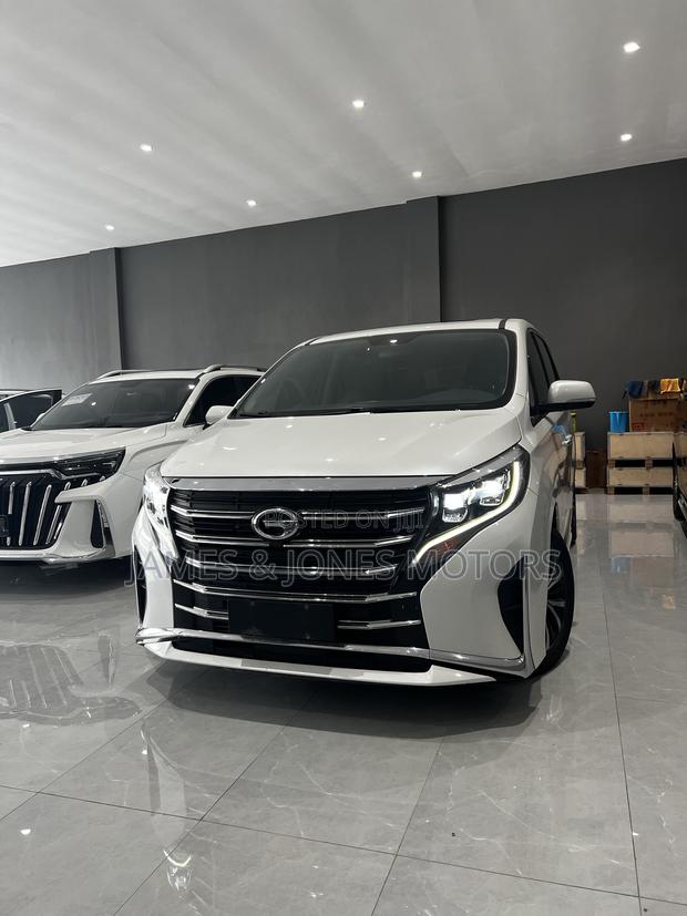 GAC GM8 2023 White