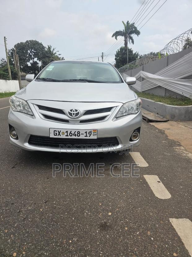 Toyota Corolla 2013 Gray