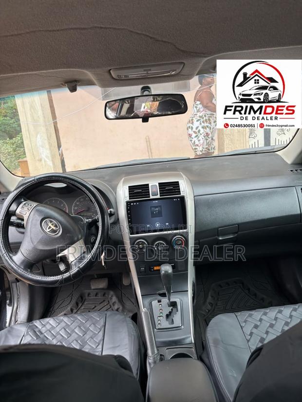 Toyota Corolla 2010 Black