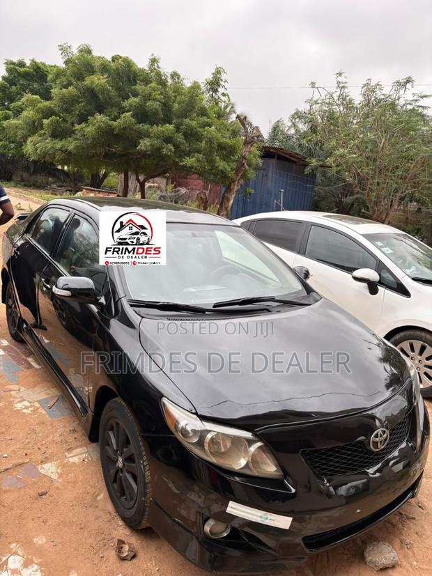 Toyota Corolla 2010 Black
