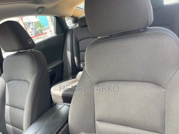 Chevrolet Malibu LT 2019 White
