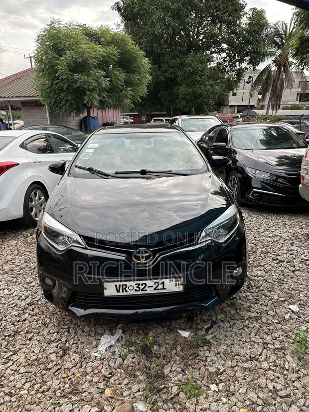 Toyota Corolla S 4dr Sedan (1.8L 4cyl CVT) 2016 Black