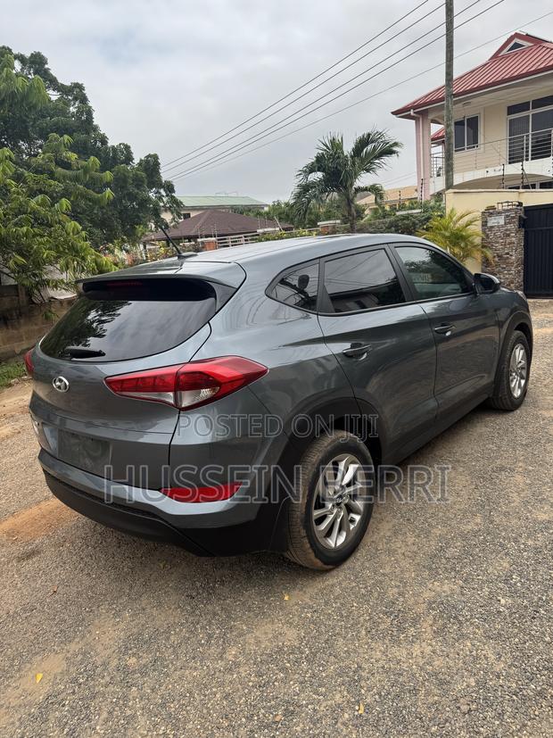 Hyundai Tucson 2017 Gray