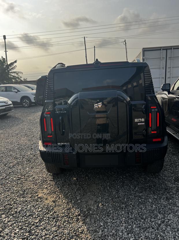 Jetour T2 2.0 Petrol AWD 2024 Black