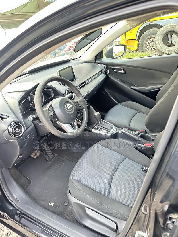 Toyota Yaris iA 1.5 FWD 2017 Black