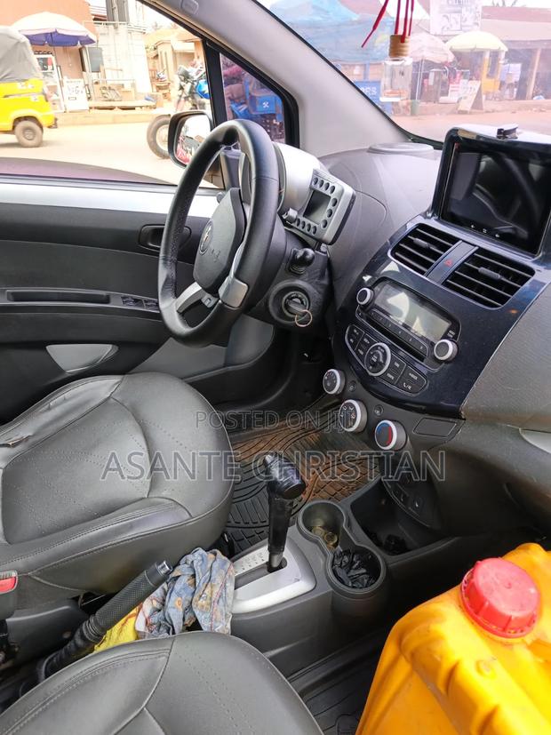 Chevrolet Spark 2012 Black