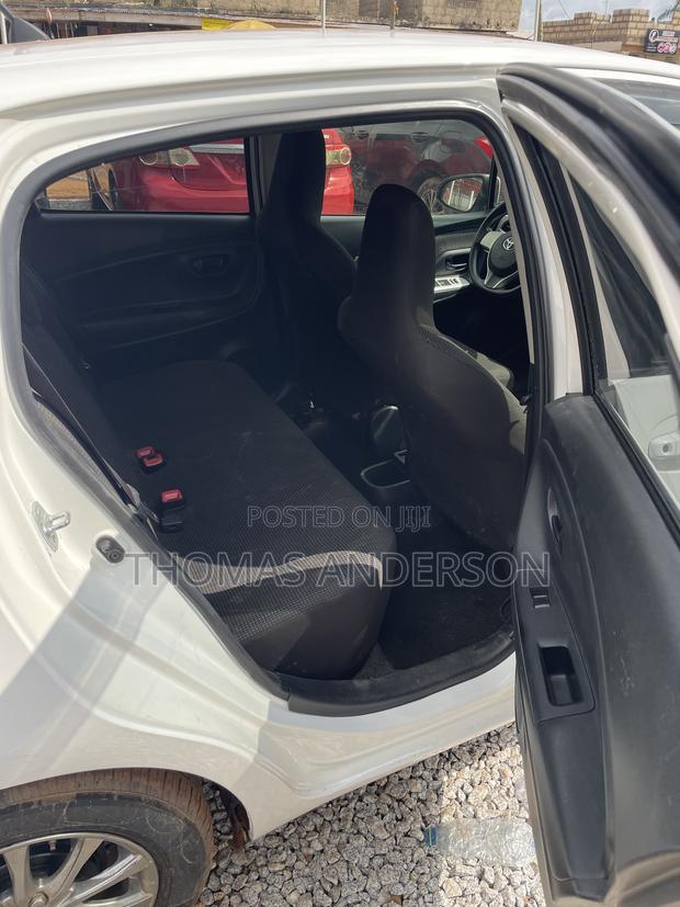 Toyota Vitz 2014 White