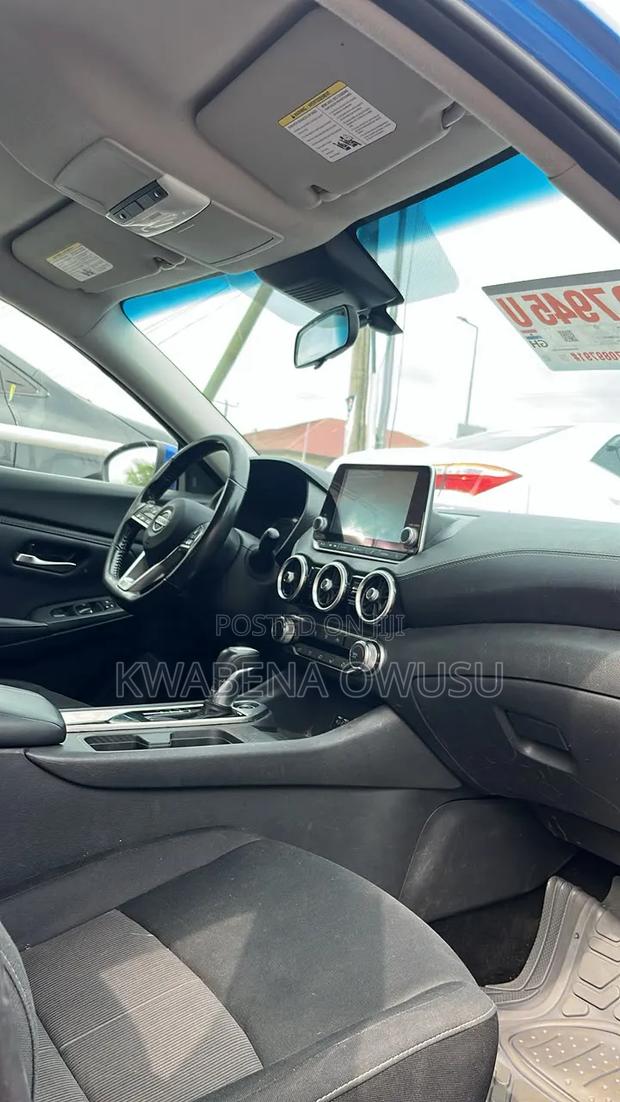 Nissan Sentra SV 2022 Blue