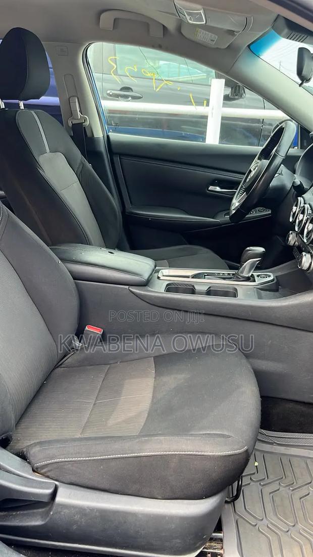 Nissan Sentra SV 2022 Blue