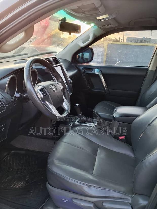 Toyota Land Cruiser Prado 2013 Black