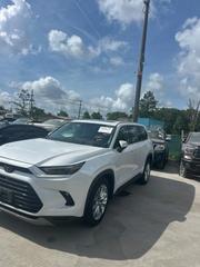 Toyota Grand Highlander Platinum 2025 Off white for sale