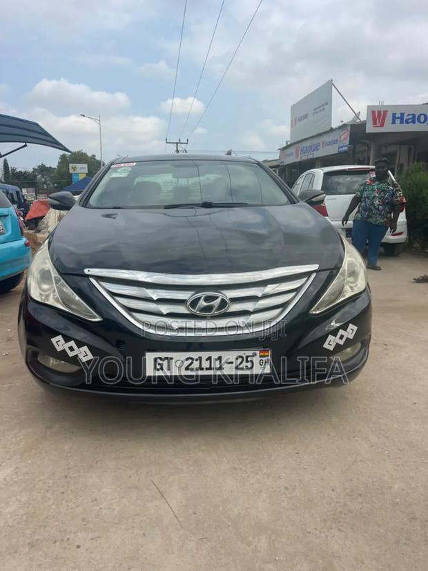 Hyundai Sonata 2013 Black