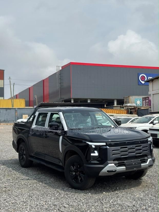 New Nissan Z9 2.0T Petrol 4WD 2025 Black