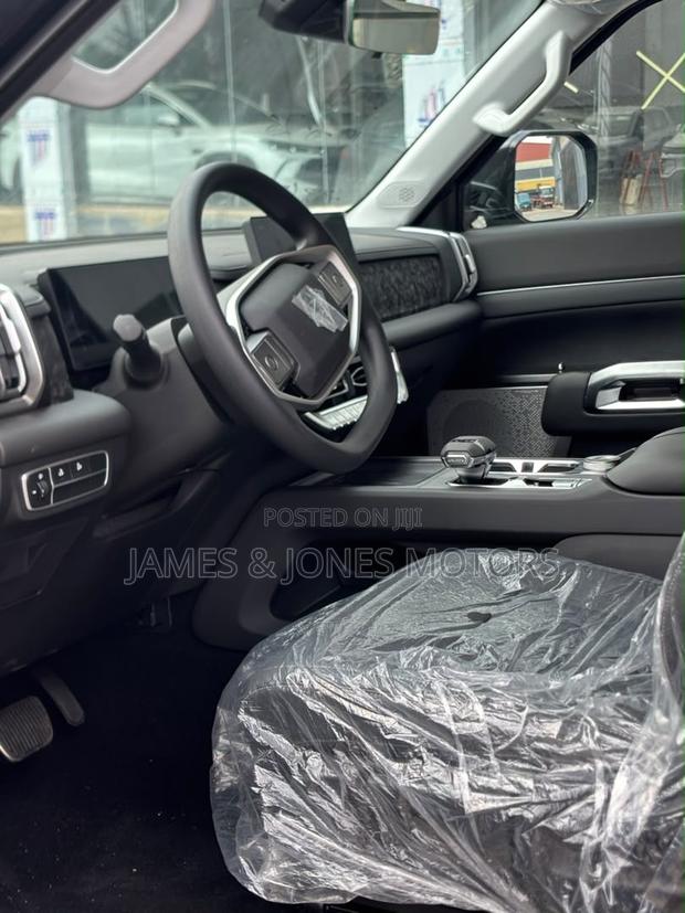 New Nissan Z9 2.0T Petrol 4WD 2025 Black