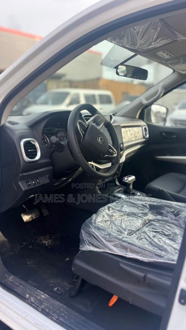 New Nissan Z9 2.0T Petrol 4WD 2025 Black