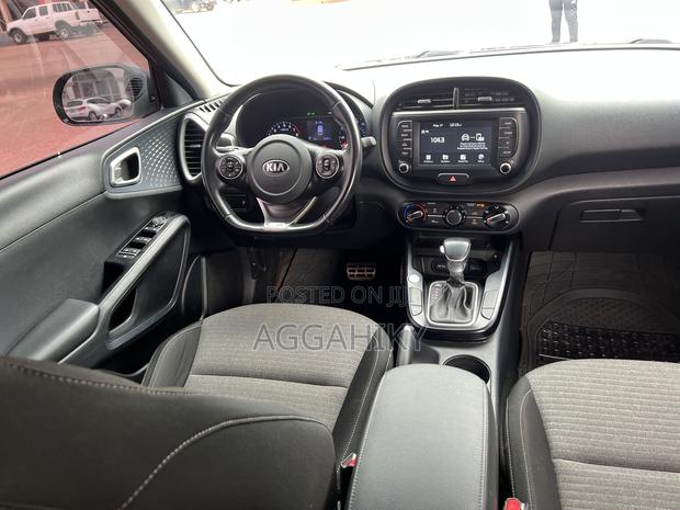 Kia Soul Base Hatchback 2019 Gray