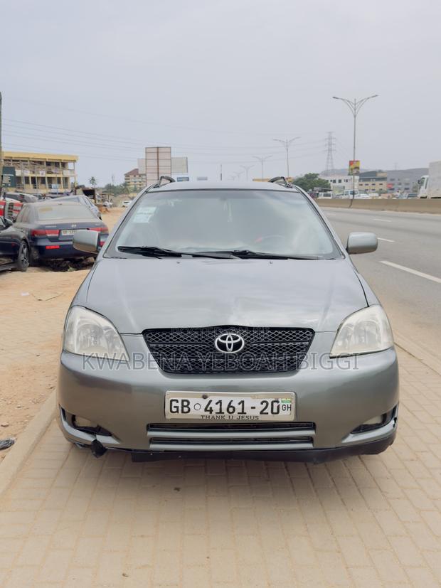 Toyota Corolla 2010 Green