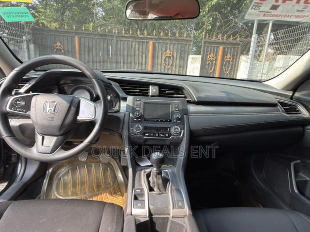 Honda Civic EX 4dr Sedan (2.0L 4cyl) 2017 Black