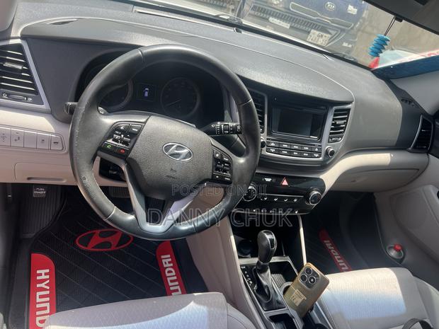 Hyundai Tucson Sport AWD 2017 Silver