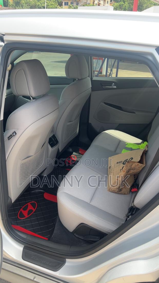 Hyundai Tucson Sport AWD 2017 Silver