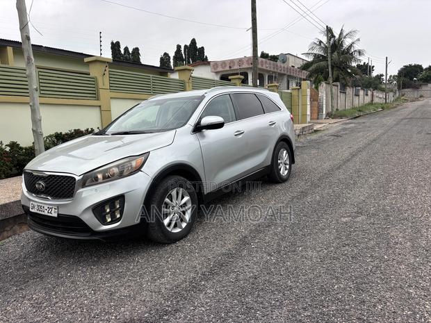 Kia Sorento 4dr SUV 2016 Silver