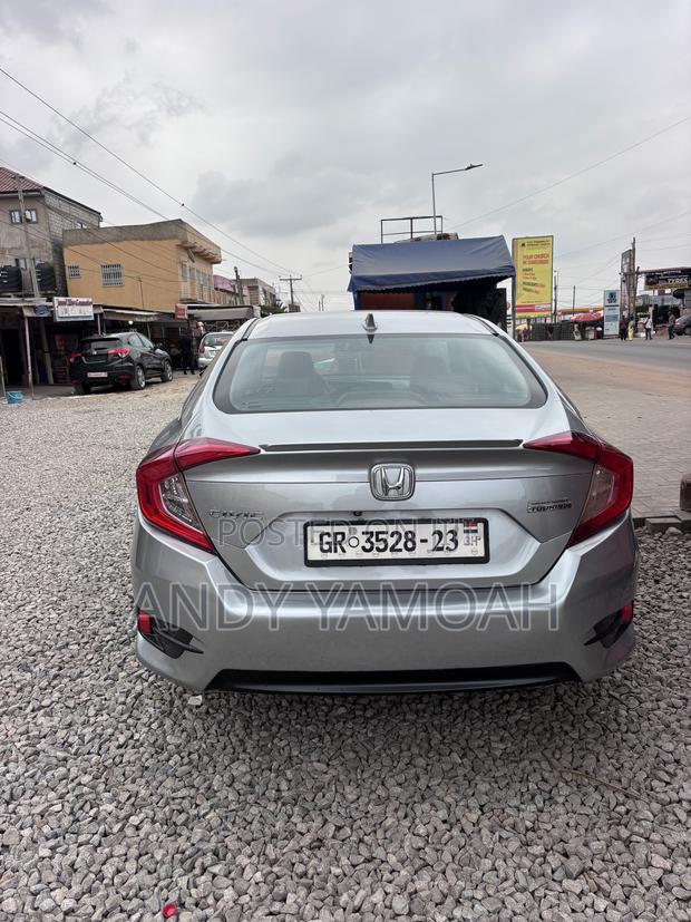 Honda Civic 2018 Silver