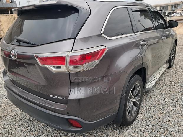 Toyota Highlander 2016 Gray