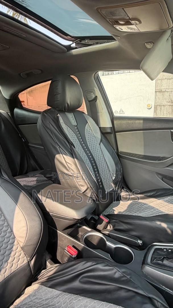 Hyundai Elantra Limited 4dr Sedan (1.8L 4cyl 6A) 2015 Black