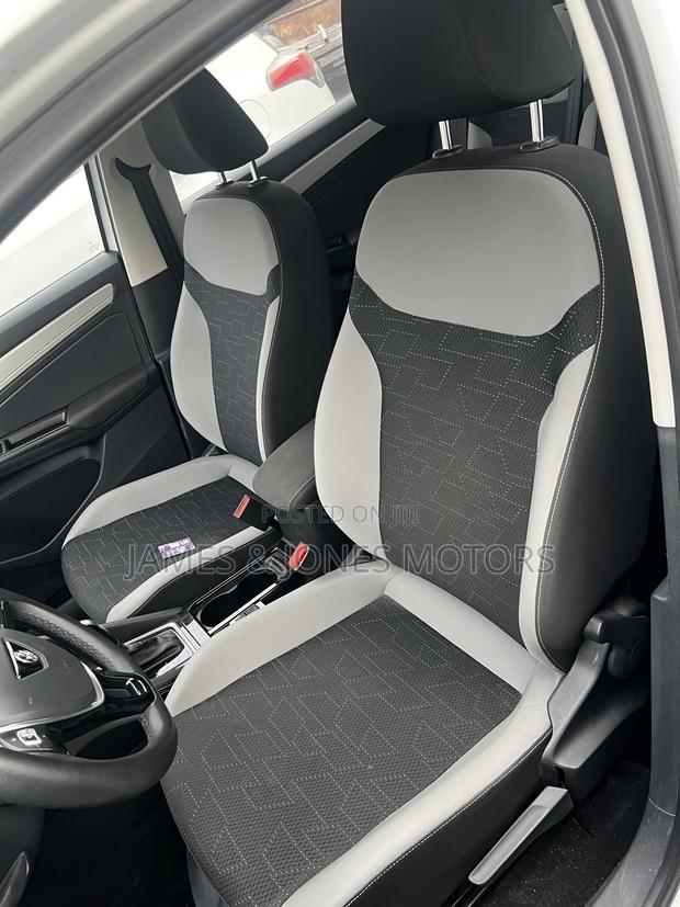 Volkswagen Jetta Sport Auto 2023 White