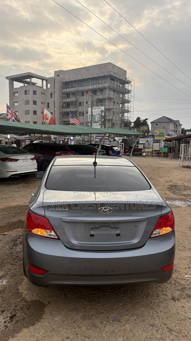 Hyundai Accent SE Sedan 2017 Gray