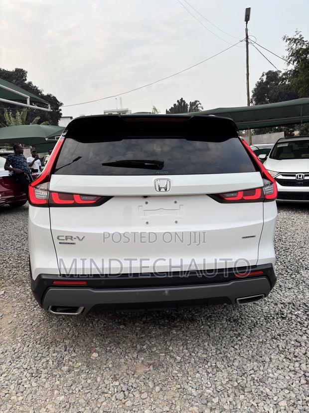 Honda CR-V LX AWD 2024 White