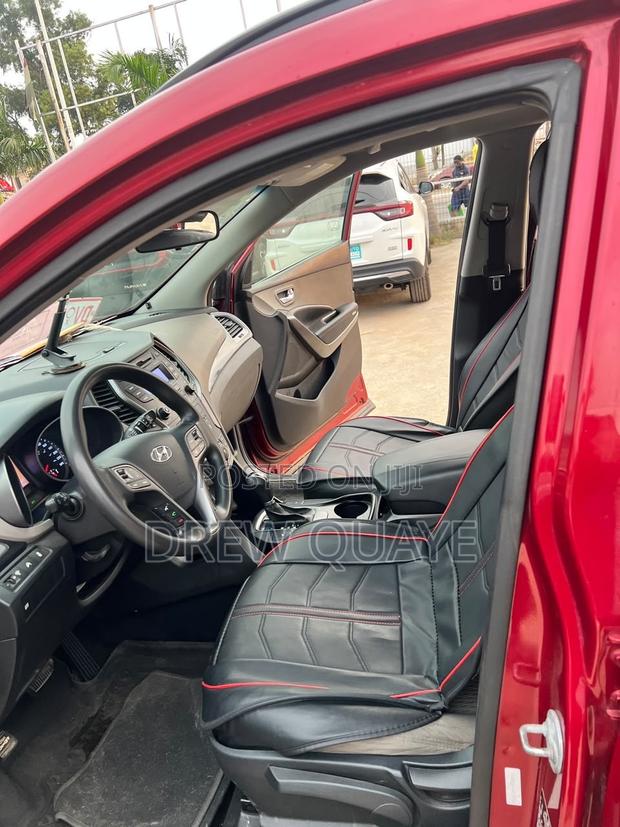Hyundai Santa Fe 2026 Maroon