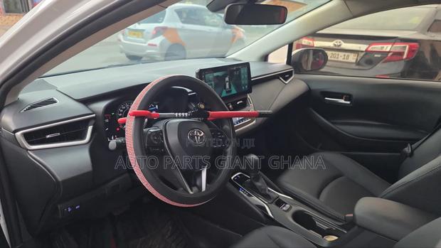 Toyota Corolla 2022 White