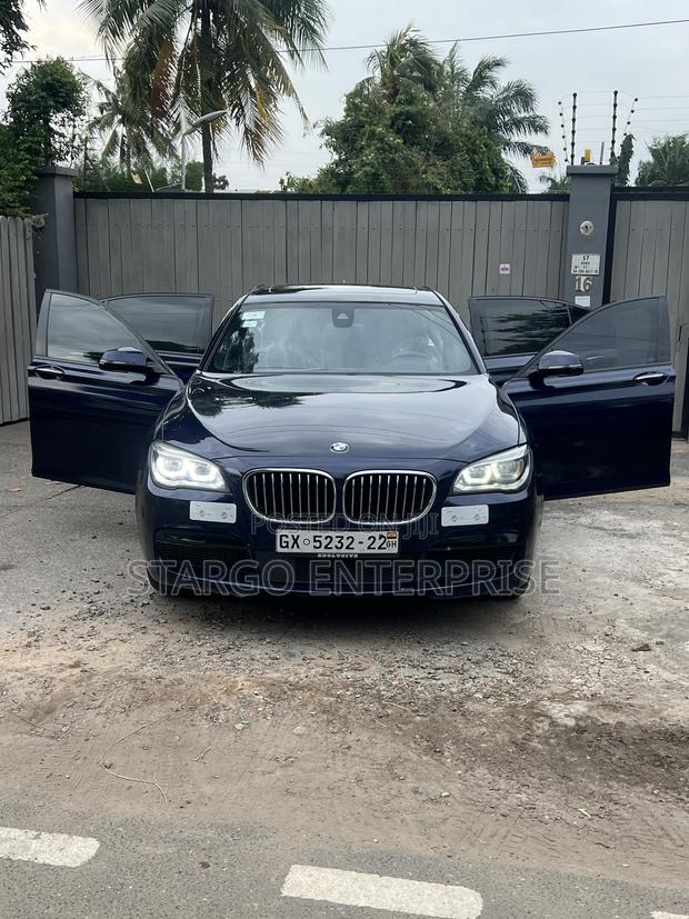 BMW 7 Series 750Li 4dr Sedan (4.4L 8cyl Turbo 8A) 2015 Blue