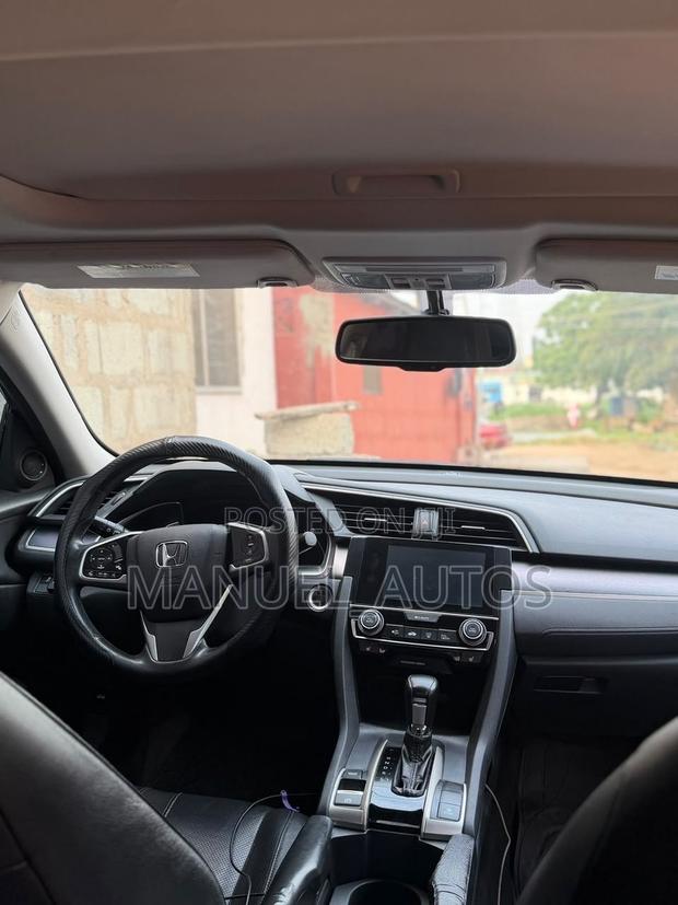 Honda Civic EX-L 4dr Sedan (1.5L 4cyl) 2017 Silver