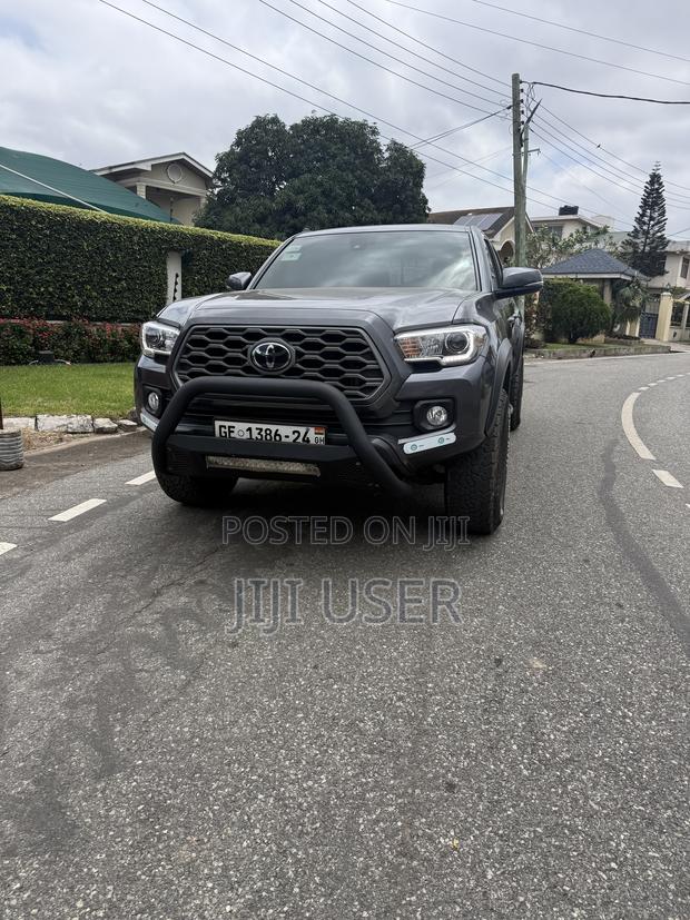 Toyota Tacoma TRD Off Road Double Cab 6' Bed V6 AT 2023 Gray