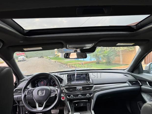 Honda Accord 2018 Burgundy