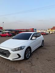 Hyundai Avante 2017 White for sale