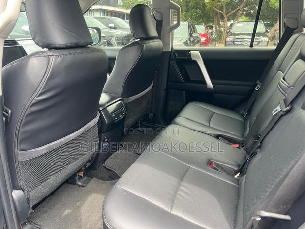 Toyota Land Cruiser Prado 2020 Black