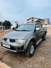 Mitsubishi L200 2015 Green for sale