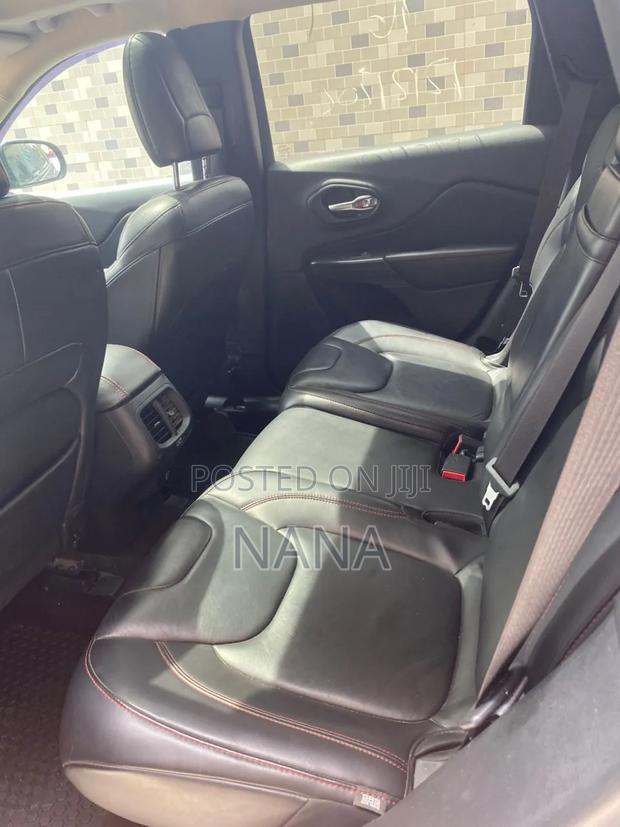 Jeep Cherokee Trailhawk 4x4 2018 Blue