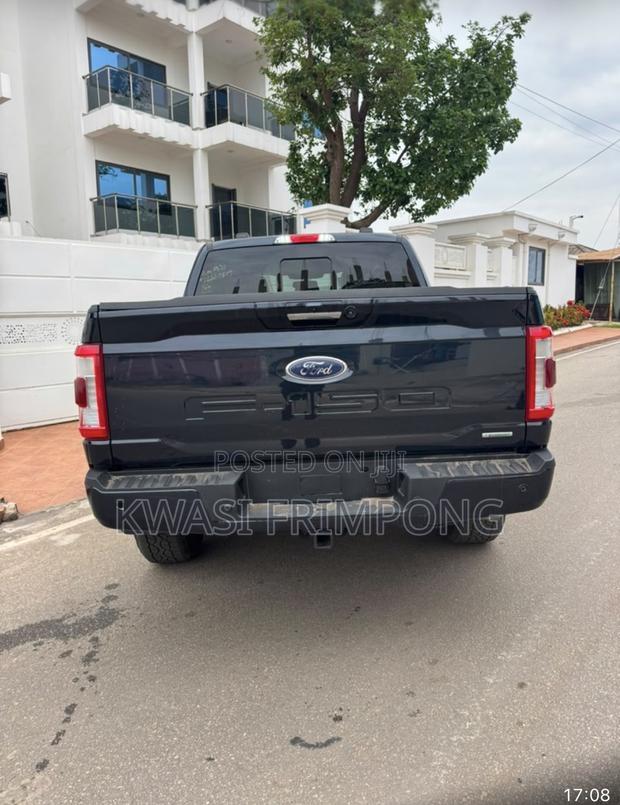 Ford F-150 XL 4WD SuperCrew 5.5' Box 2025 Blue