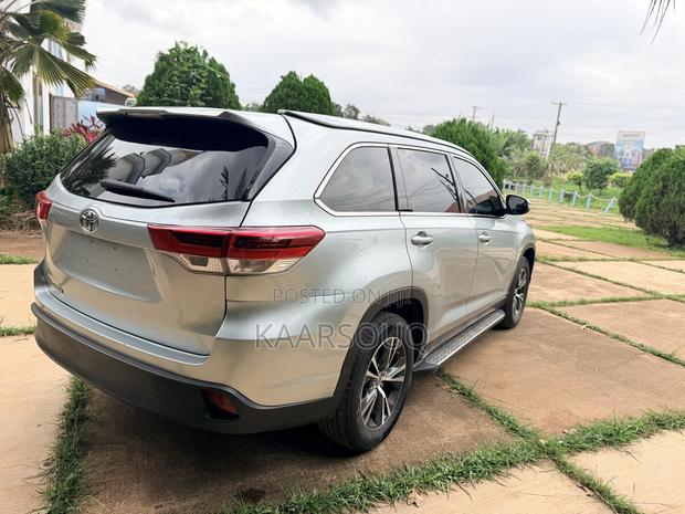 Toyota Highlander 2019