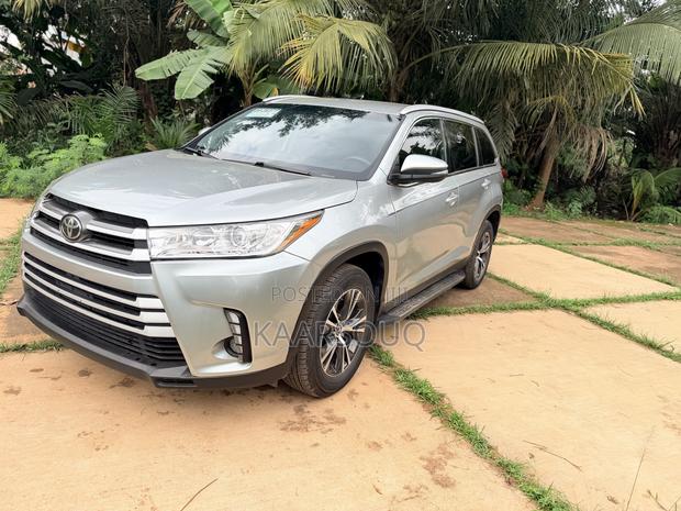 Toyota Highlander 2019