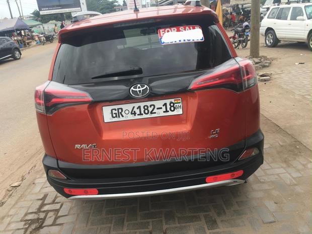 Toyota RAV4 2017 Burgundy