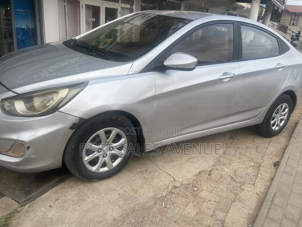Hyundai Accent GLS 4dr Sedan (1.6L 4cyl 6A) 2014 Gray