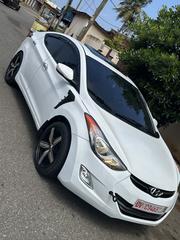 Hyundai Elantra Limited Sedan FWD (1.8L 4cyl 6A) 2013 White for sale