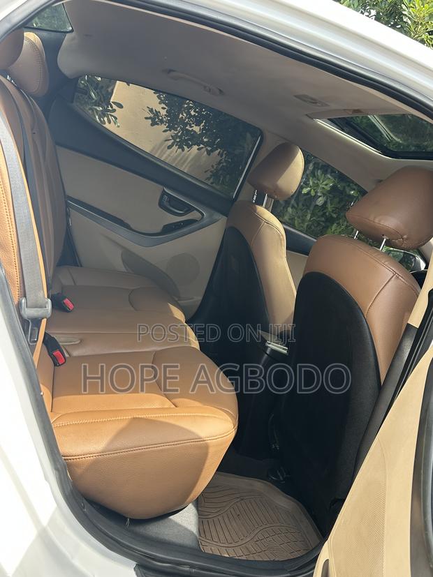 Hyundai Elantra Limited Sedan FWD (1.8L 4cyl 6A) 2013 White