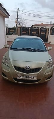 Toyota Yaris Base Sedan 4dr 2010 Gray for sale