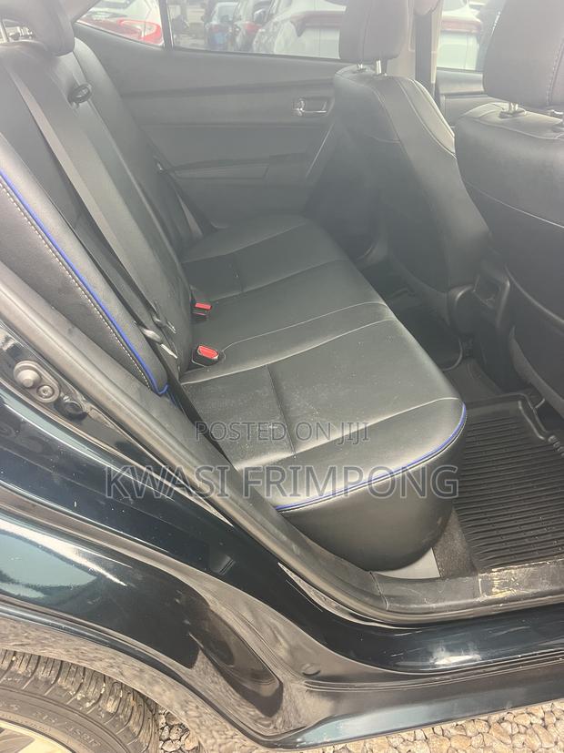 Toyota Corolla XSE (1.8L 4cyl 2A) 2018 Black